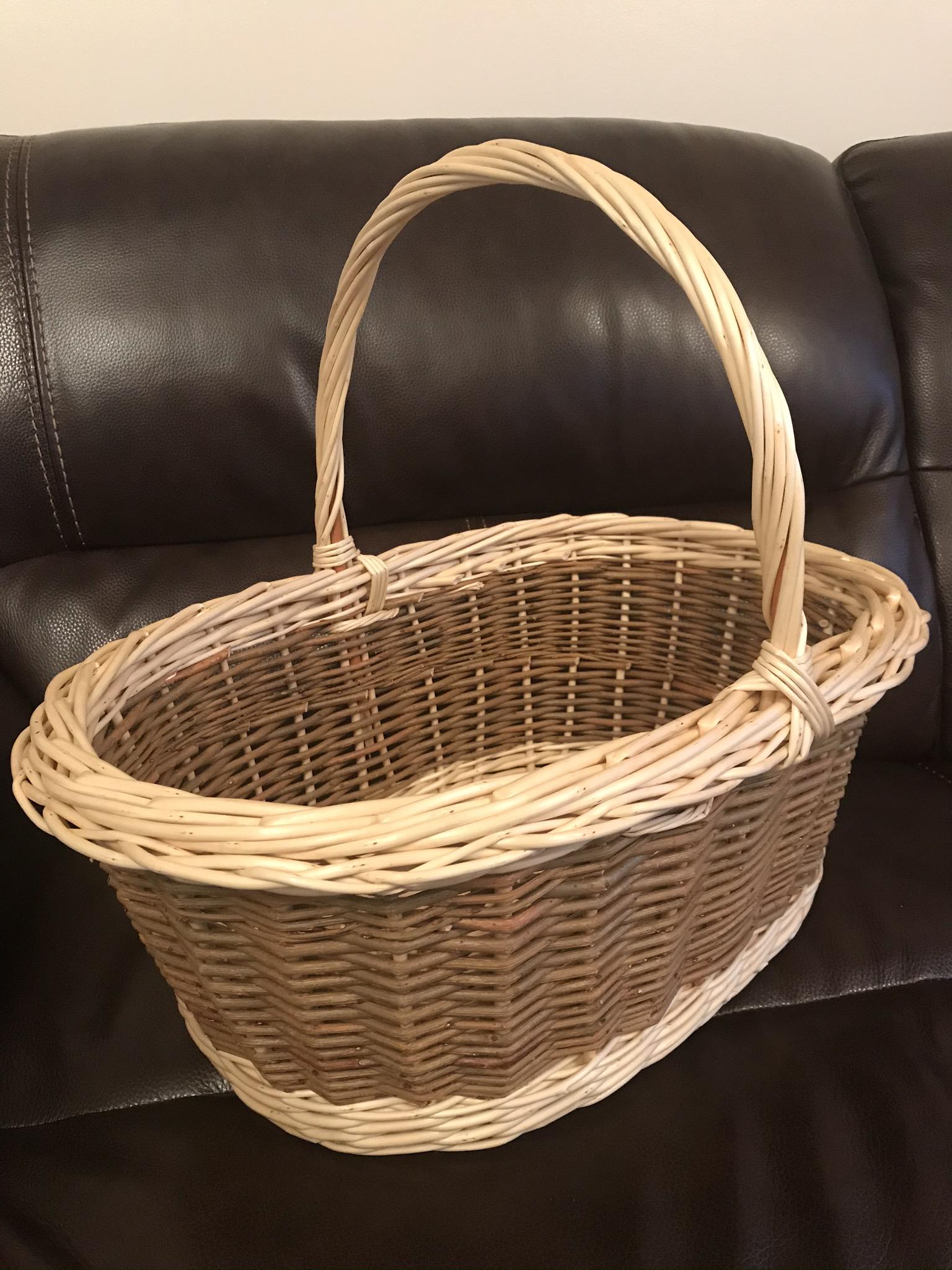 large Oval Picnic Basket