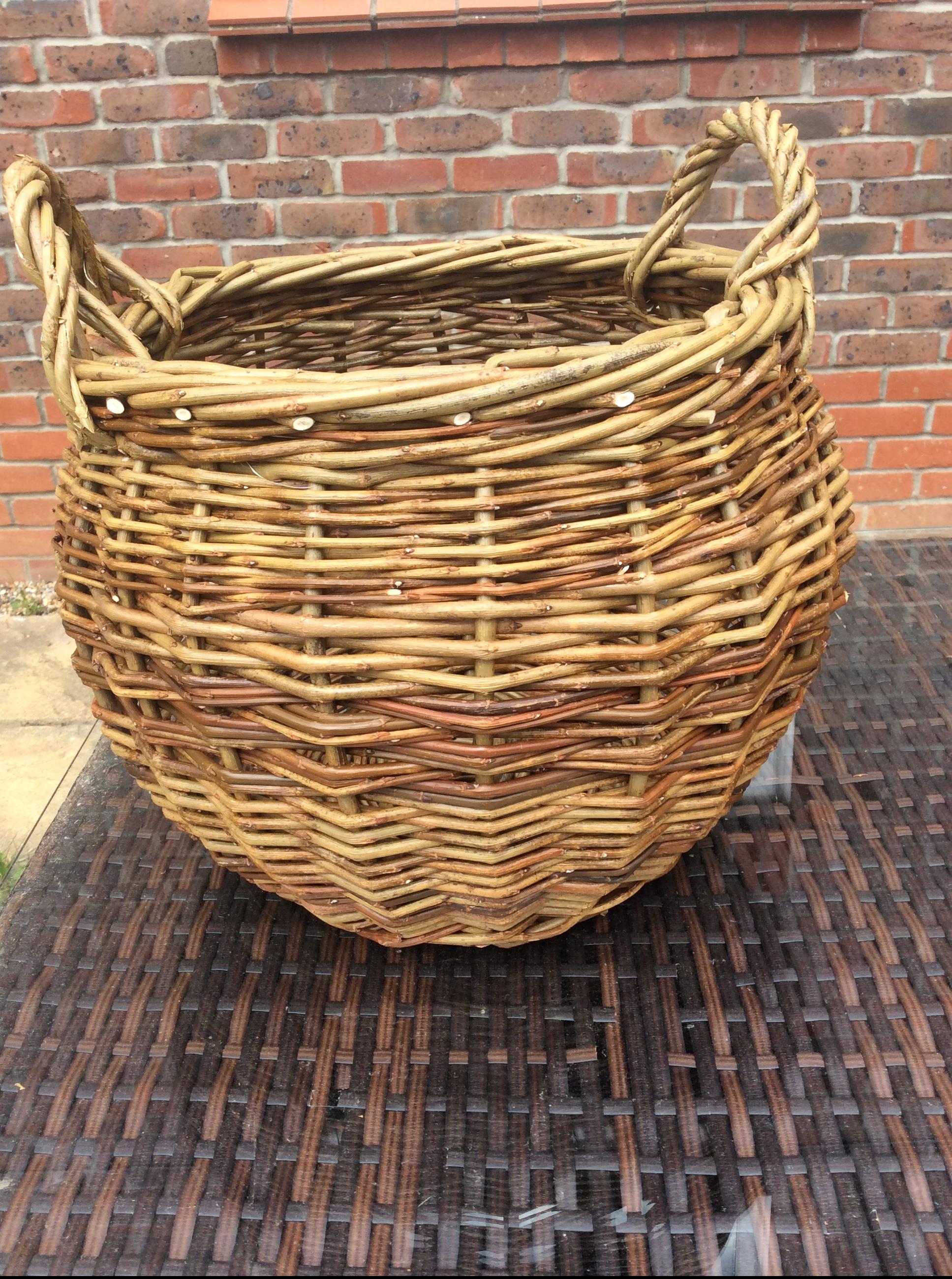 "Bubble" Log Basket